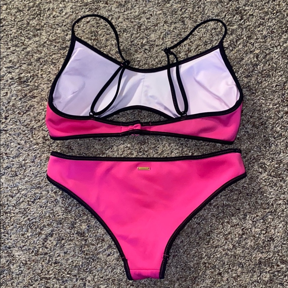 Victoria Secret Pink Bikini - Picture 2 of 3